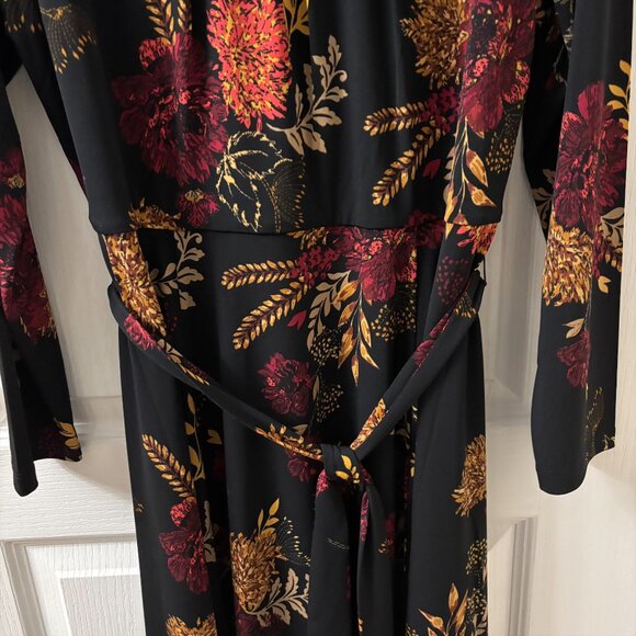 Appleseed's Black Print Dress, PL - Picture 2 of 4